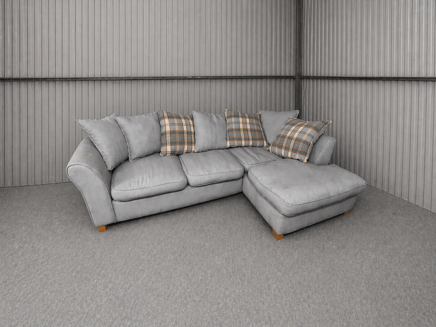 Grey DFS Owen Corner